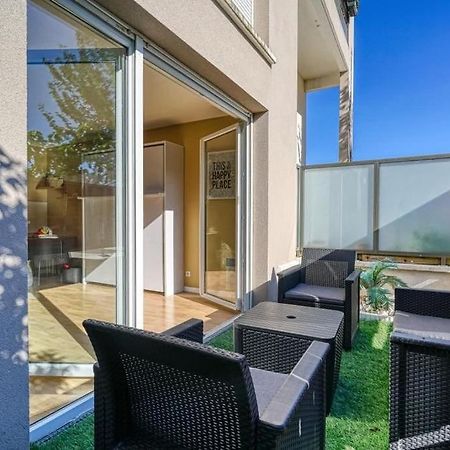 Charmant Studio Avec Terrasse Et Parking Corbeil-Essonnes Buitenkant foto